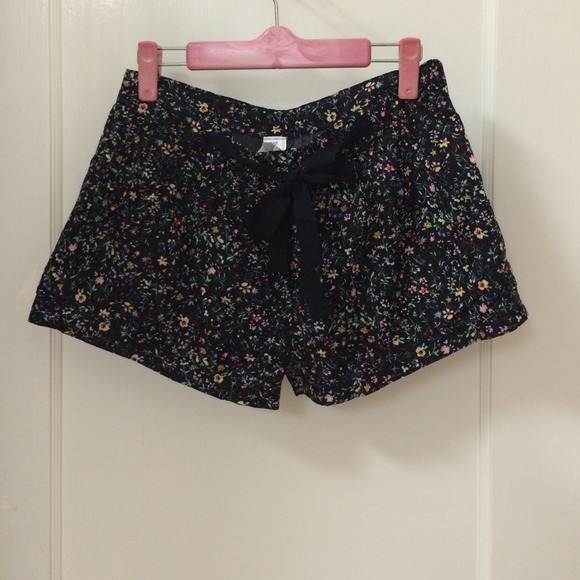 Seven Touch Pants - Floral shorts