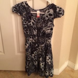 Super cute cheetah print dress