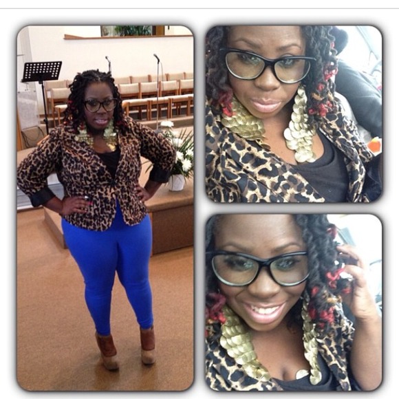 🚫SOLD🚫 LEOPARD BLAZER (stretches)