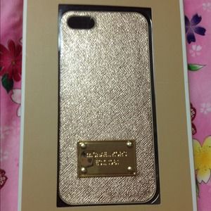 Brand New MICHAEL KORS IPHONE 5/5s rose gold case