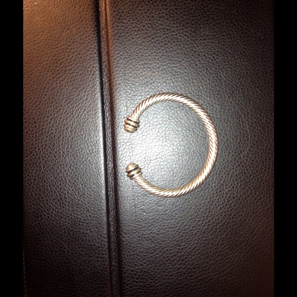 Bracelet bangle cuff