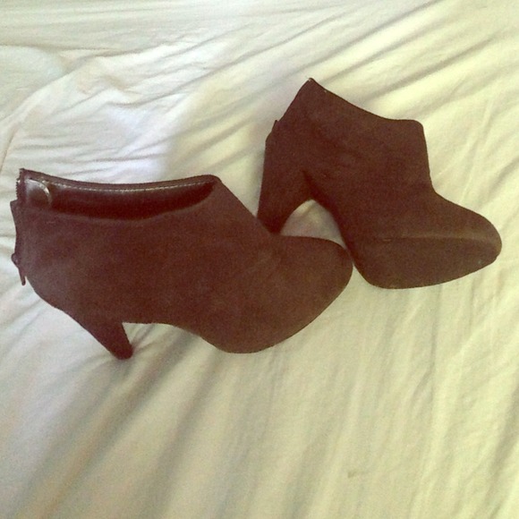 Grey scalloped bootie heels