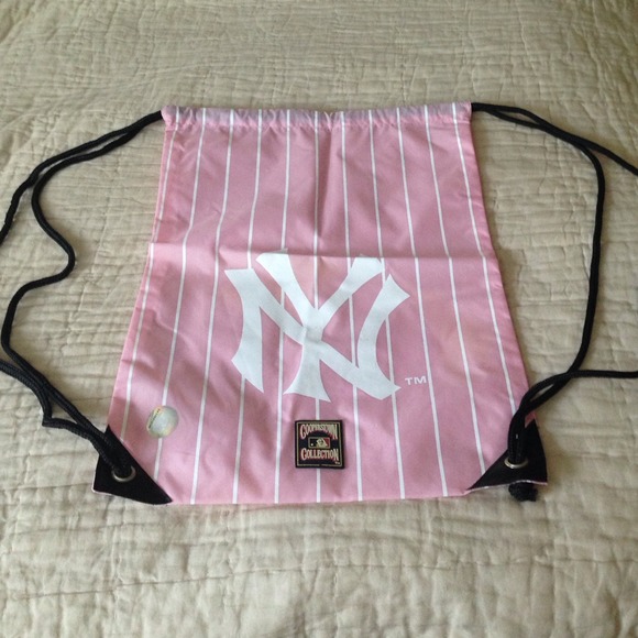 Accessories - NWOT Pink Yankee backpack