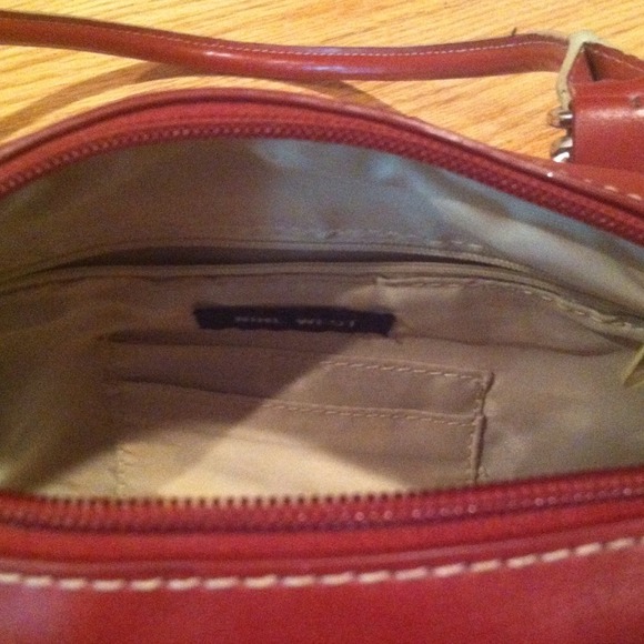 Handbag - Picture 3 of 4