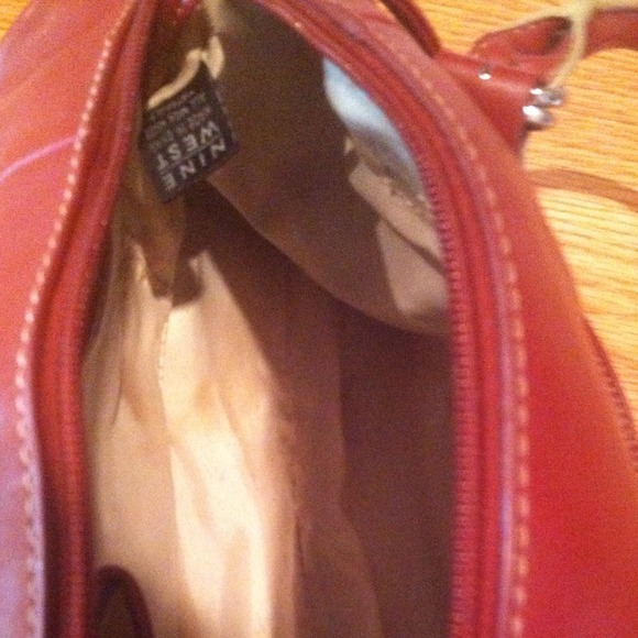 Handbag - Picture 4 of 4