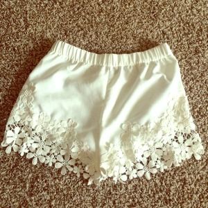 Zara Other - ✨ZARA✨NWOT White Shorts Zara Other - ✨ZARA✨NWOT White Shorts
