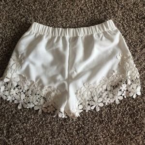 Zara Other - ✨ZARA✨NWOT White Shorts Zara Other - ✨ZARA✨NWOT White Shorts