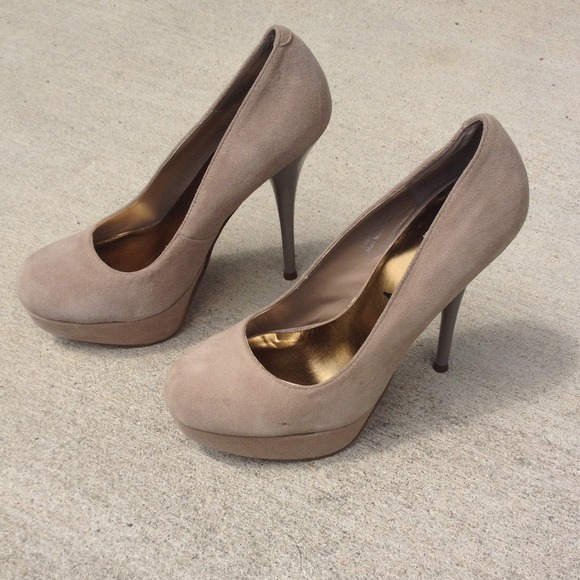 Luichiny Suede Heels