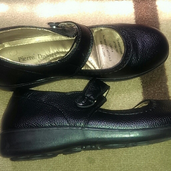 Black Shoes