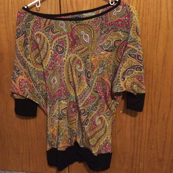 100% Silk Guess top