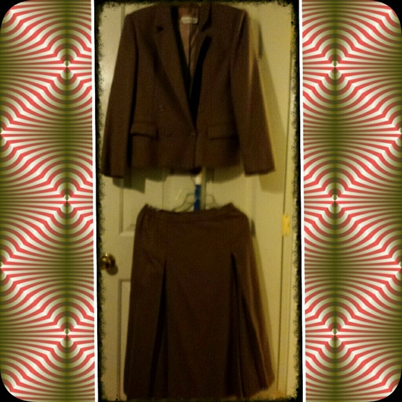 Vintage Saks Fifth Avenue Saville 2 Piece Suit