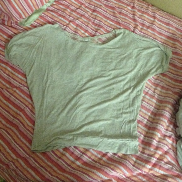 Tan shirt with lace - Picture 1 of 2