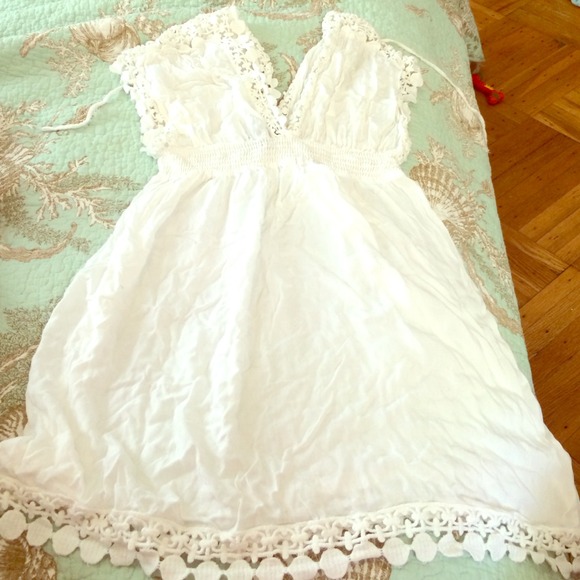 White short dress size m