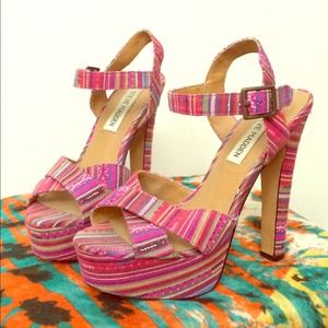 Steve Madden Multi-Color Boho Heel