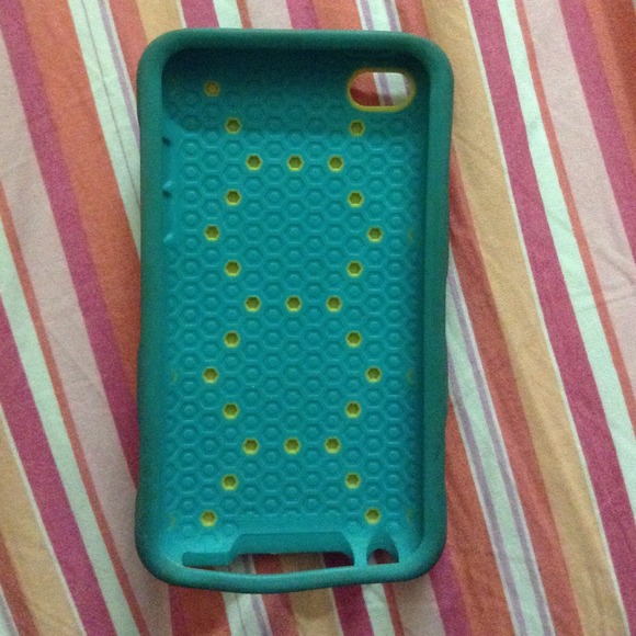 Bellini iPod 4 touch case - Picture 2 of 2