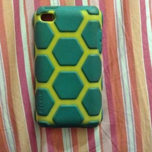 Bellini iPod 4 touch case