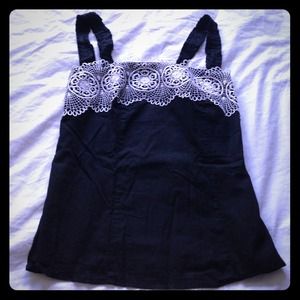 LOFT- dressy, light weight, zip-up sleveless top!