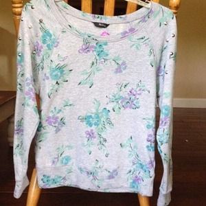 NOLLIE STUDDED CREWNECK