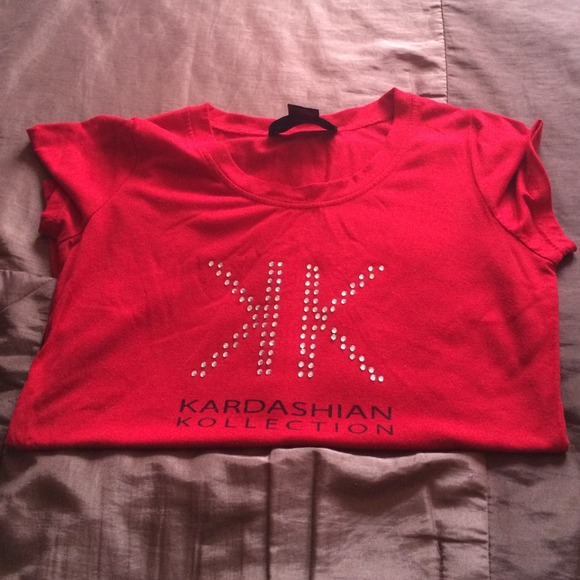 Kardashian kollection shirt