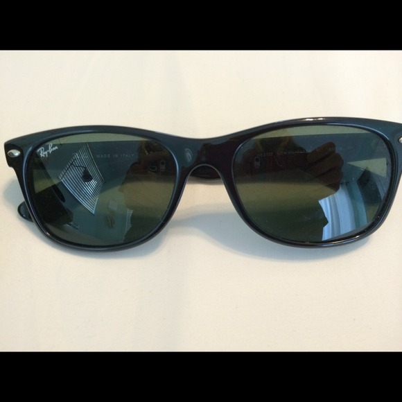 Ray Ban 2132 Black Wayfarer