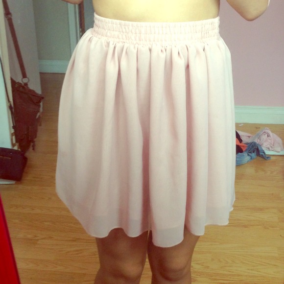 Dresses & Skirts - baby pink skirt