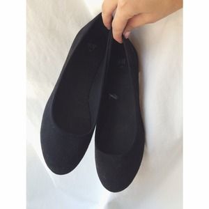 plain black flats
