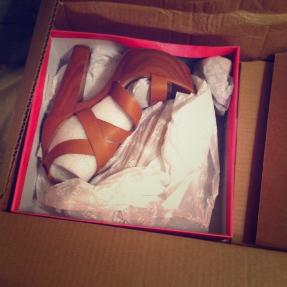 Tan heels 5 inches