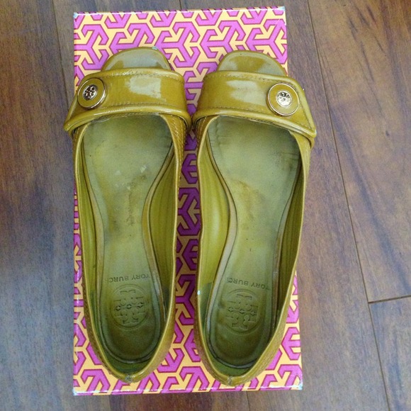 Tory Burch Peep Toe Flats