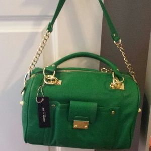 NWT Kelly Green Olivia + Joy Bag