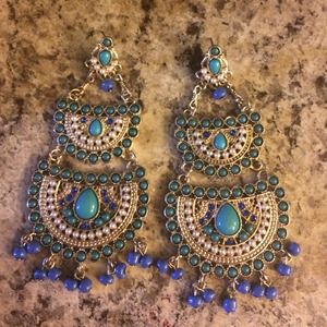 Chandelier earrings