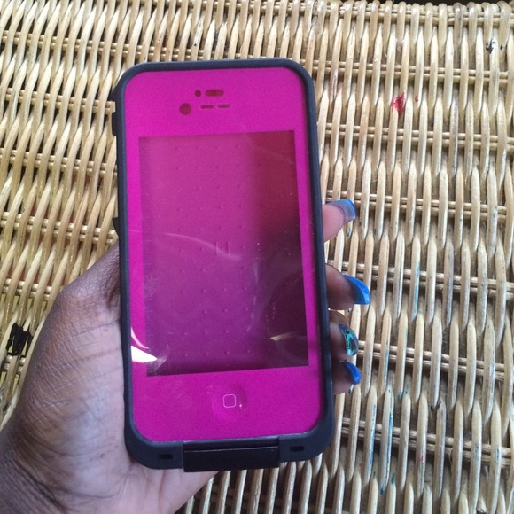 Lifeproof pink case for a iPhone 4/4s