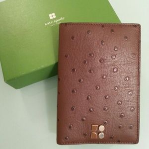 @ 20% discount @ New KATE SPADE passport holder