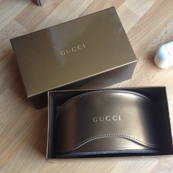 AUTHENTIC Gucci Sunglass Case and Box