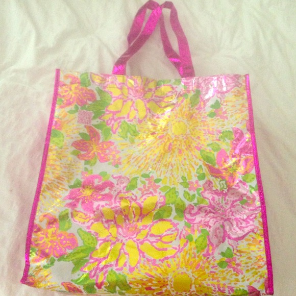 🌸 Lilly Pulitzer metallic tote 💕