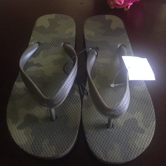 Boys Camo Flip Flop