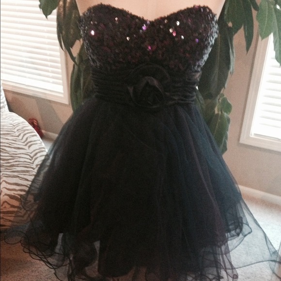 Gorgeous formal dress