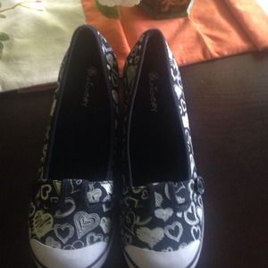 Union Bay Black & White Wedge