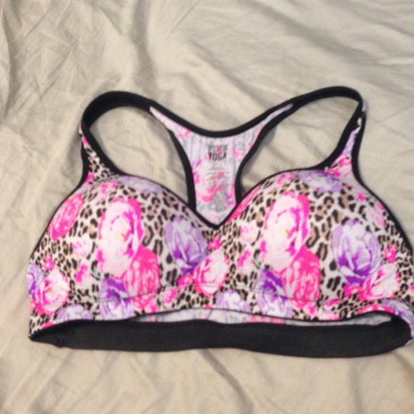 VS sports bra