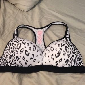 VS sports bra