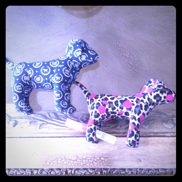 Victoria's Secret Accessories - PINK Victoria's Secret Dogs