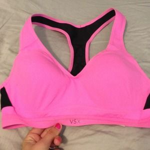 VS sports bra