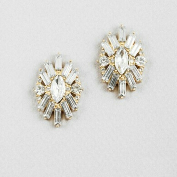 Super Blingy Necklace and Earring Set. - Picture 2 of 3