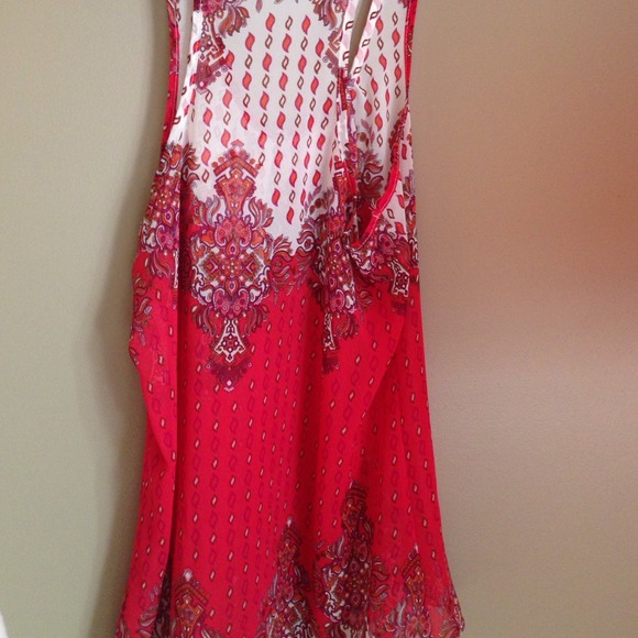 Lily white tank - Picture 3 of 4