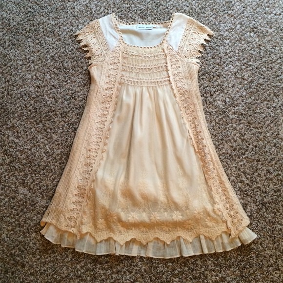 Vintage style lace dress