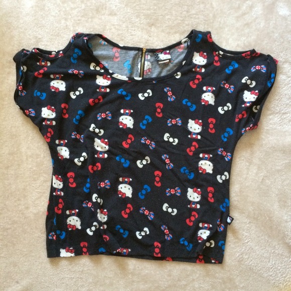 Hello Kitty Top - Picture 1 of 2