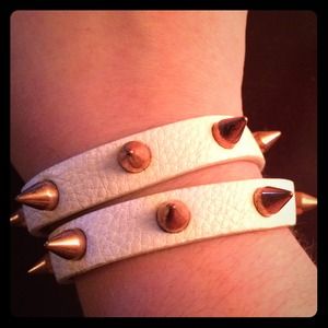 Rose gold spiked vegan leather rap bracelet