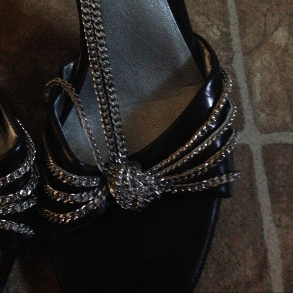 Sexy heels - Picture 2 of 4