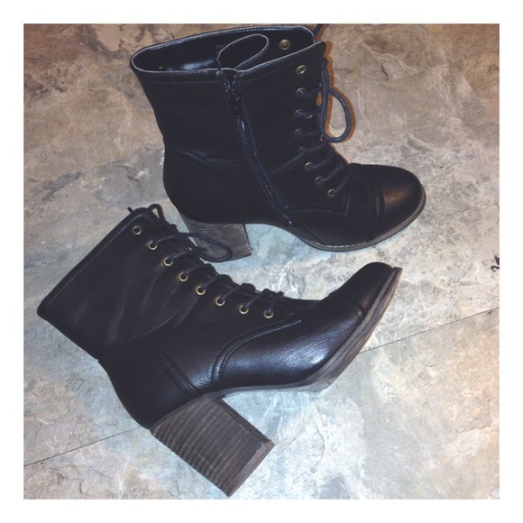 Forever 21 Shoes - ✖️ SOLD ON VINTED ✖️