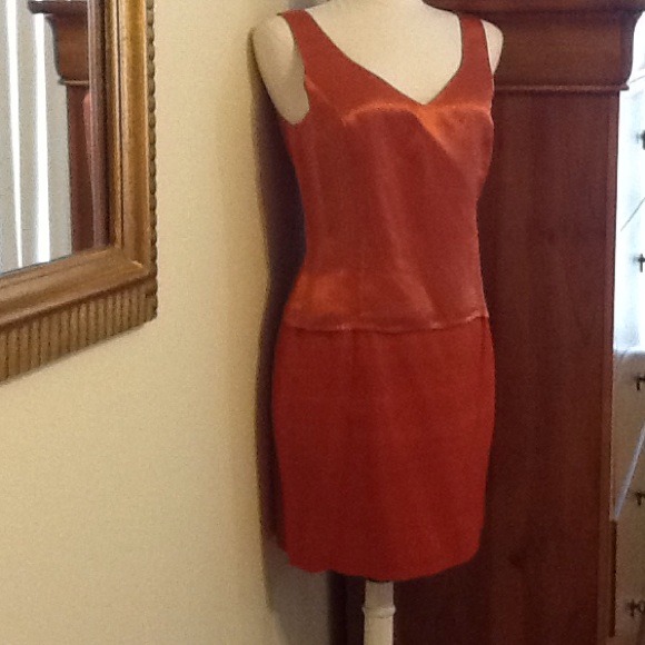 Finity Studio 2 piece silk suit 💋 shell not included Jacket and skirt included - Picture 3 of 3