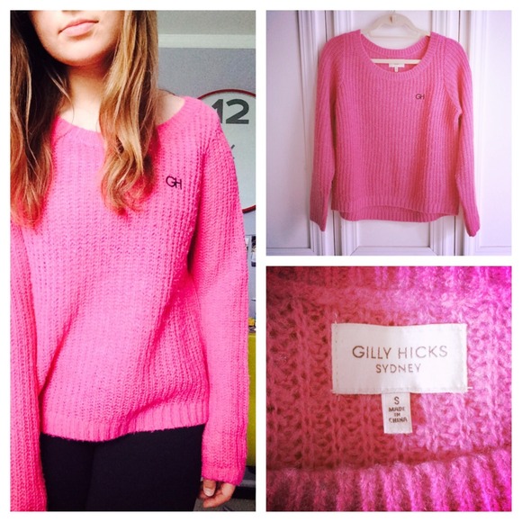 Gilly Hicks size Small Pink Crochet Sweater